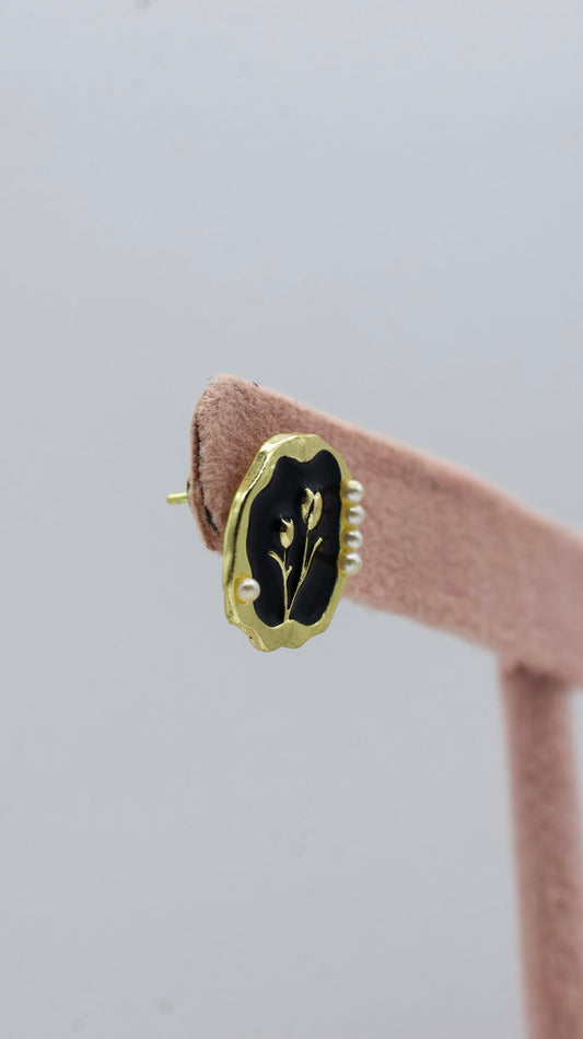 Noir Pearl Bloom Studs