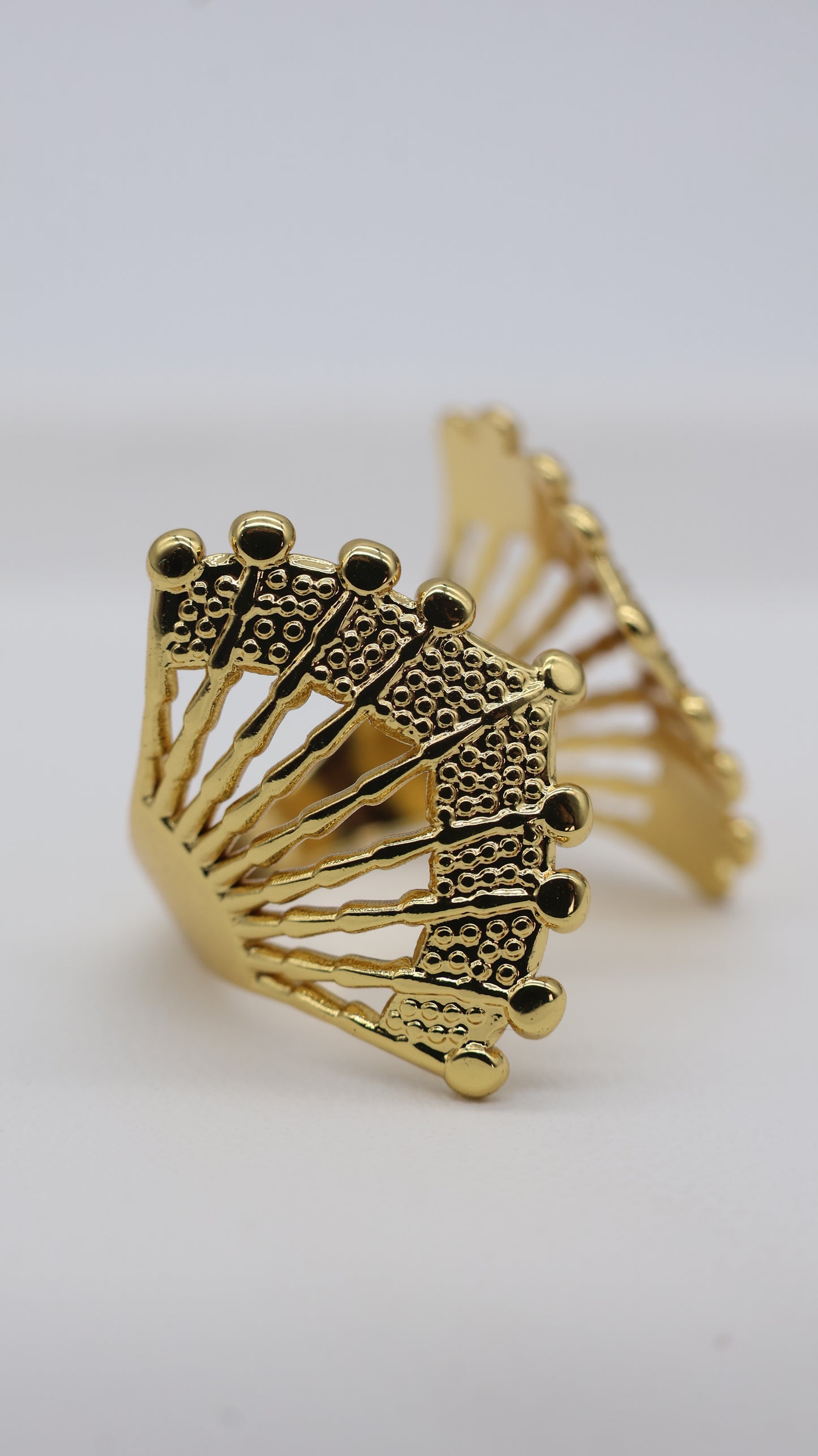 Royal Fan Gold Statement Ring for Women