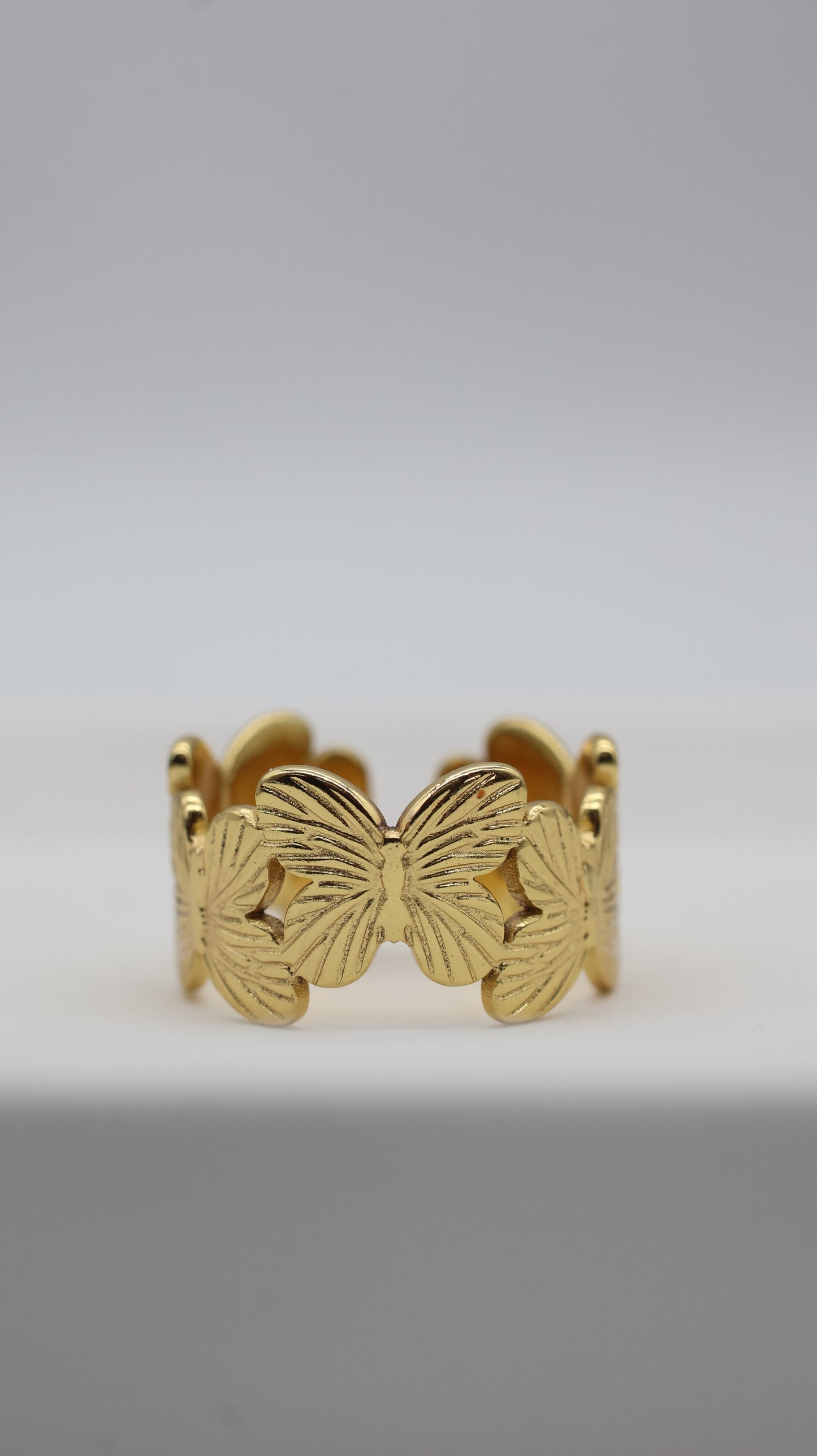 Royal Fan Gold Statement Ring for Women
