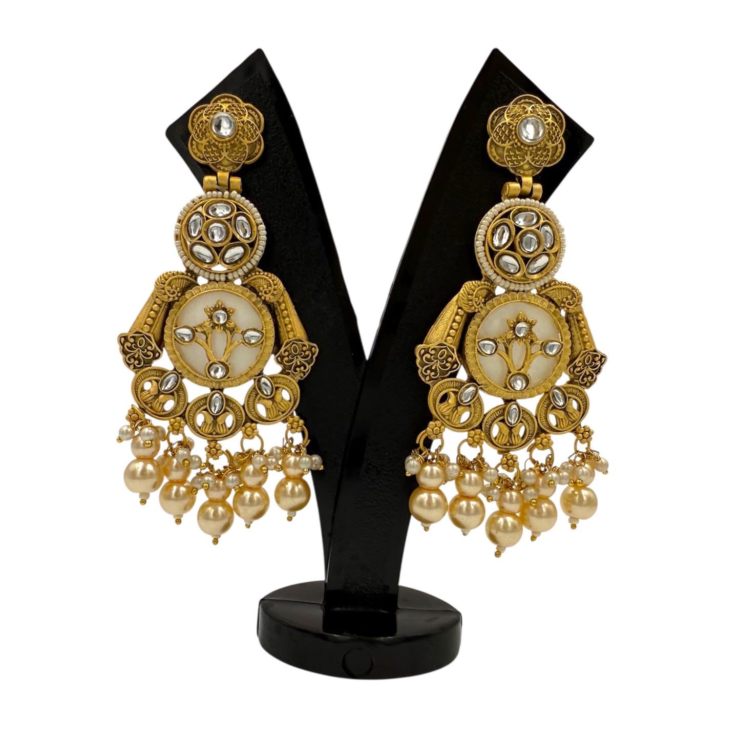 Noor Ivory Pearl Royal Chandeliers